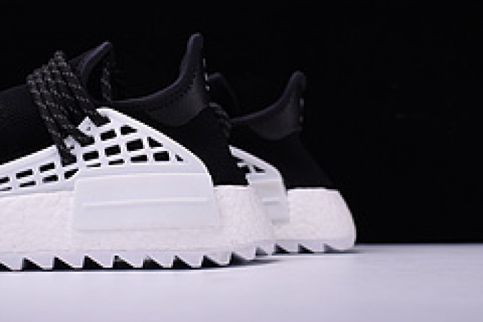  pw x cc hu nmd black/ white d97921